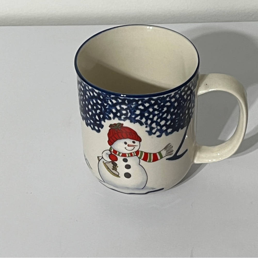 Thomson Pottery Snowman Mug Pine Tree Scarf Snow White Blue Red Green 12 oz